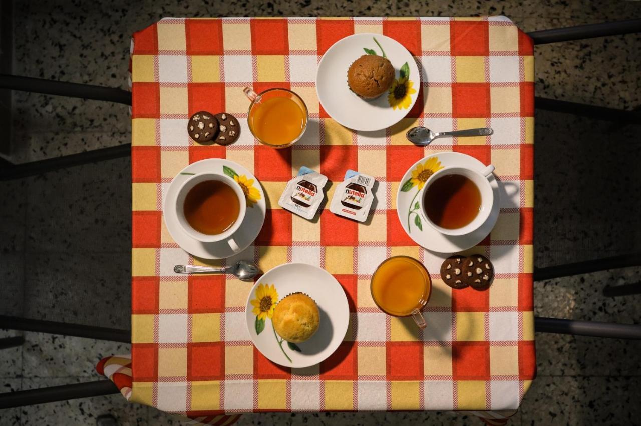 A Casa Di Fra' Acomodação com café da manhã Palermo Exterior foto