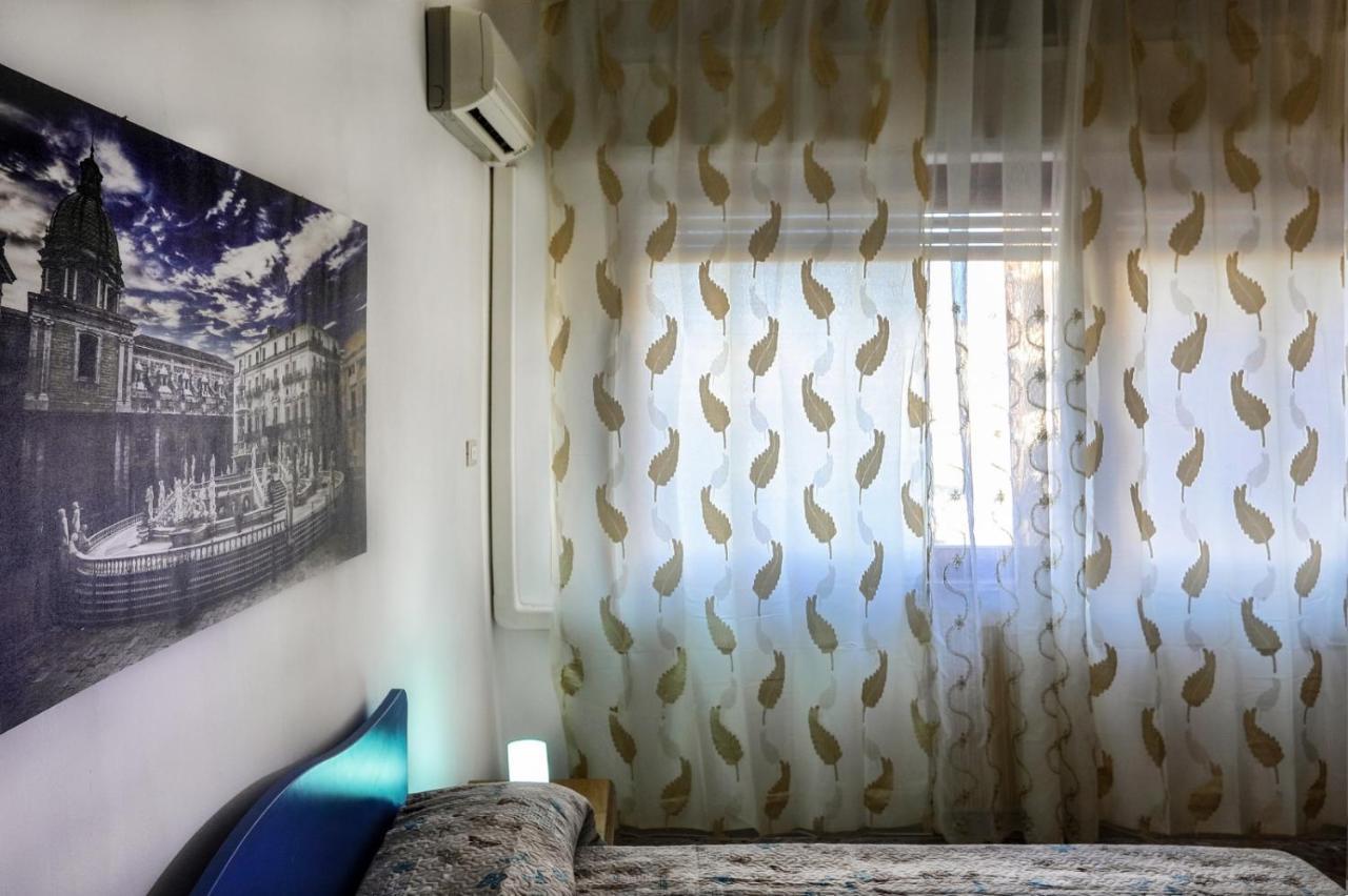 A Casa Di Fra' Acomodação com café da manhã Palermo Exterior foto